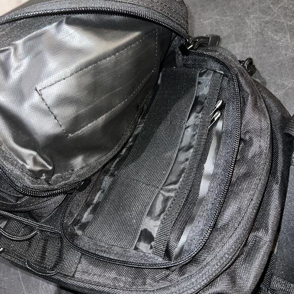 Fieldline Pro Series Tactical Backpack Black Small MOLLE Utility Outdoor Bag - Picture 12 of 15